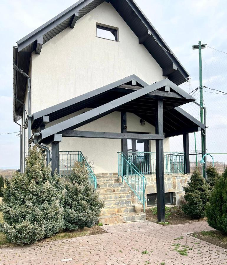 Green Oasis Daire Stolniceni-Prajescu Dış mekan fotoğraf